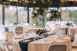 tailrace centre winter flowers wedding styling with flowers by lace and silver belle designs